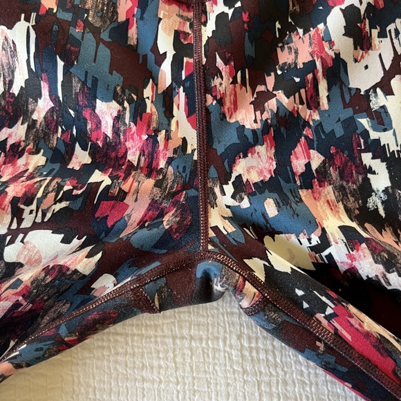 Sweaty Betty Leggings, Size Medium - Picture 6 of 8